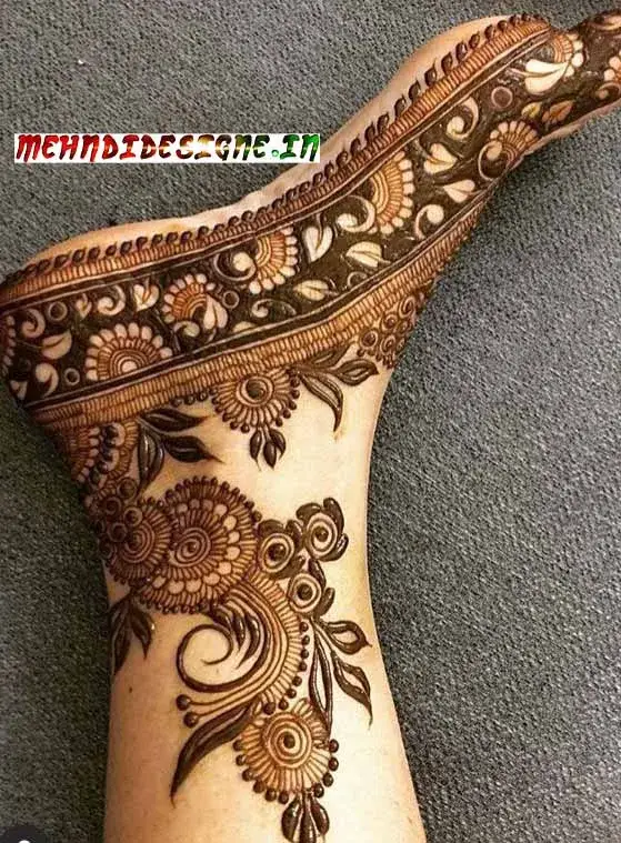 Easy Foot Mehndi Design