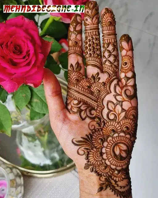 Mehndi-design-easy-and-beautiful-front-side