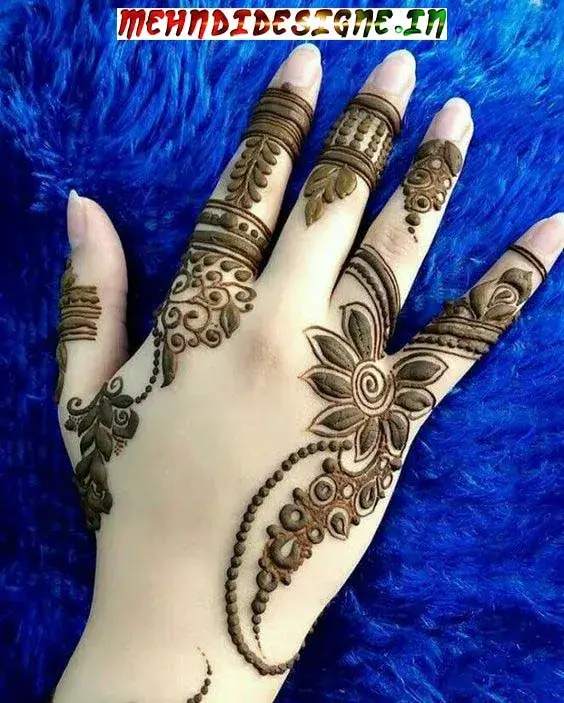 Simple mehndi designs for kids back hand