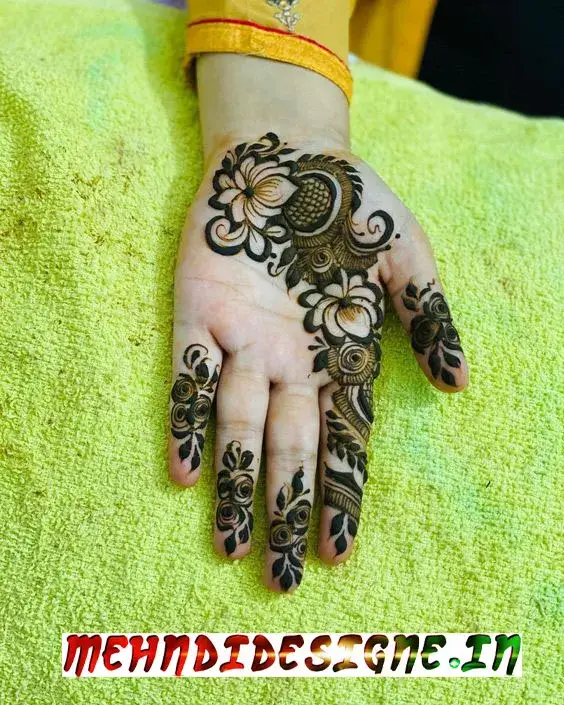 Simple mehndi designs for kids front hand