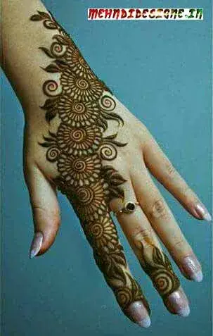 Single Finger Mehndi Design flower